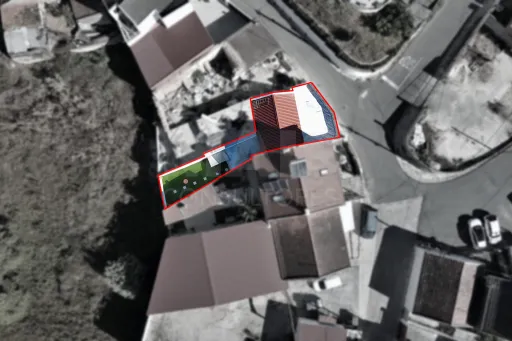Moradia Térrea Renovada– Com dois Magníficos Espaços Exteriores
