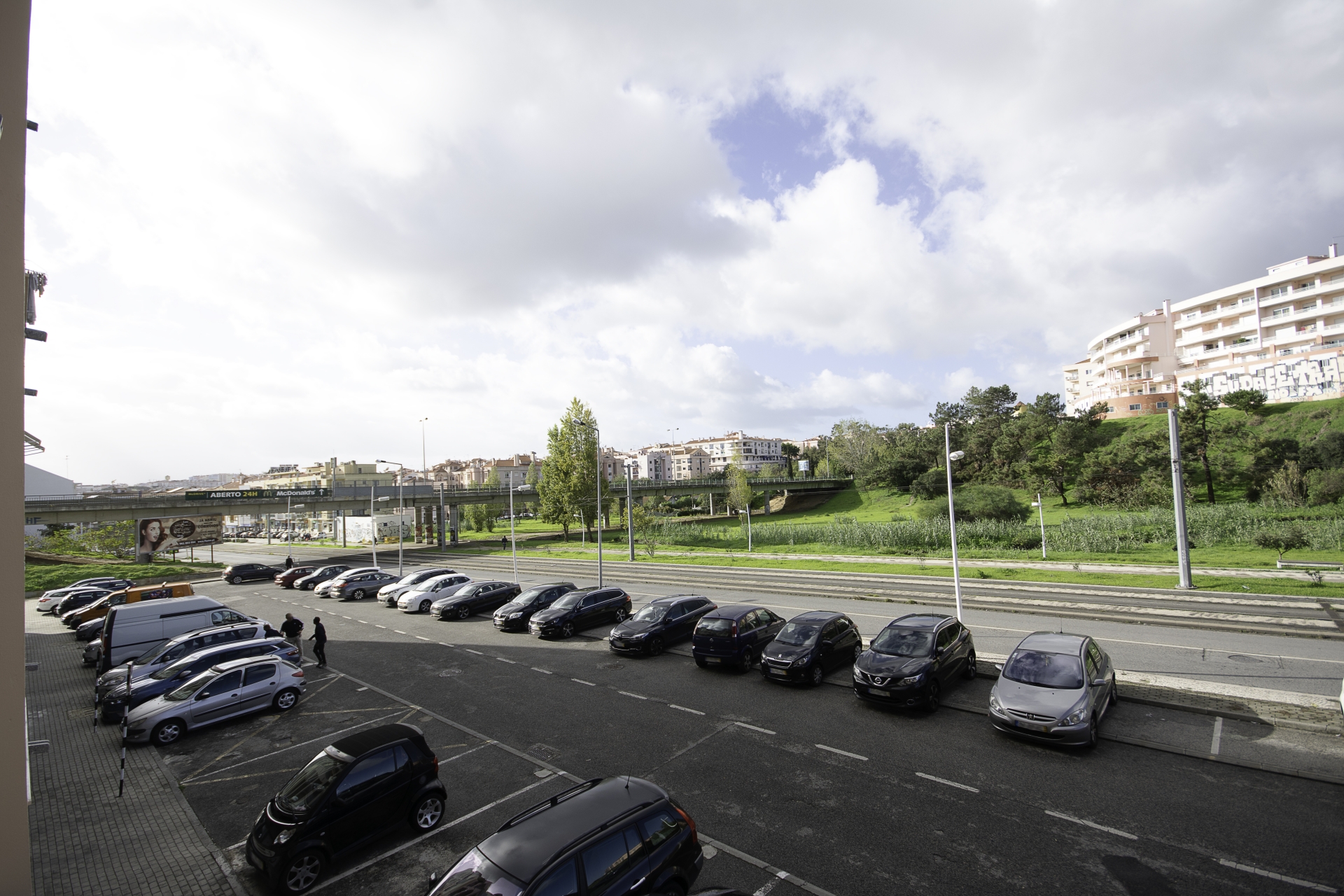 T1 no Seixal totalmente  remodelado