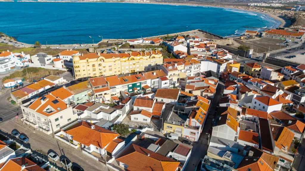 Moradia T5 com garagem de 150 m2 em Peniche