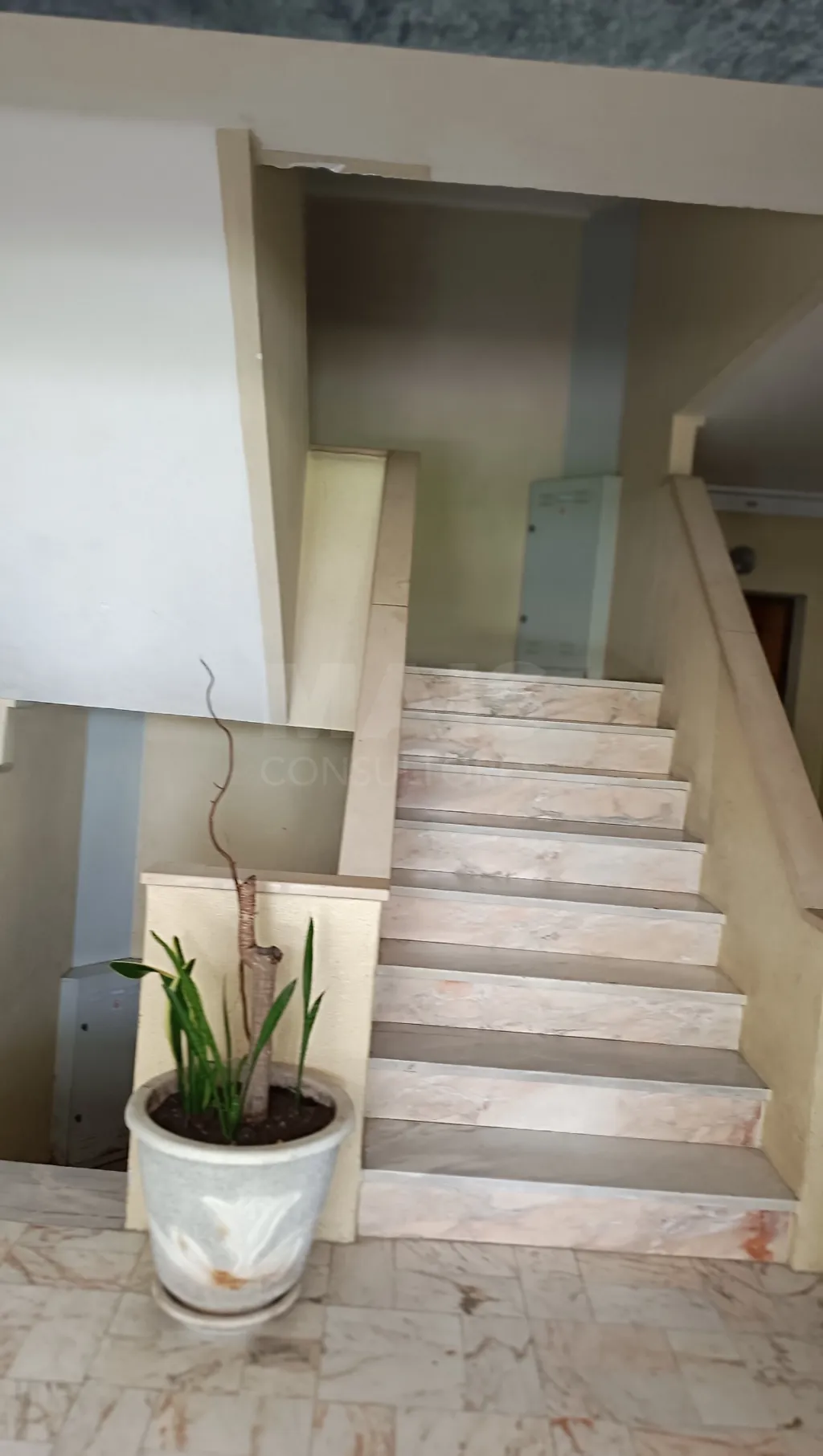 2-Bedroom Apartment in Seixal with Two Elevators