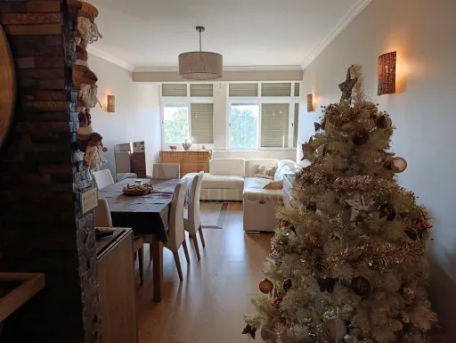 Renovated T2 with garage and storage room in Trajouce.