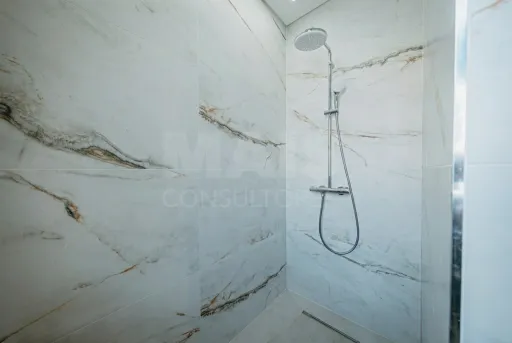 Moradia T3 (Térrea) com Piscina - Nadadouro