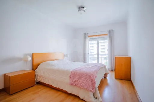 3-Bedroom Apartment in Quinta da Cutileira