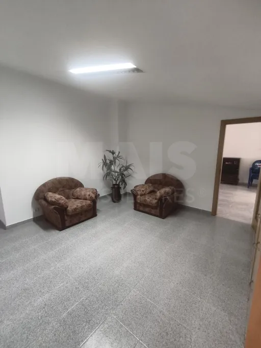 Propriedade com Piscina e Instalações Equestres – Um Refúgio Tranquilo com Potencial de Expansão
