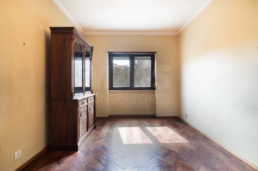Apartamento T4  em paço de Arcos