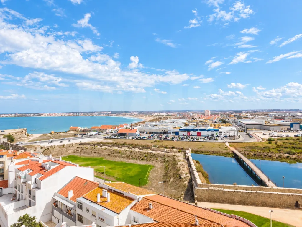 Estúdio Moderno em Peniche | Invista junto ao Mar