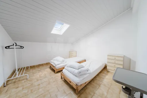Apartamento T2 com Sótão e Varanda junto à Praia do Baleal