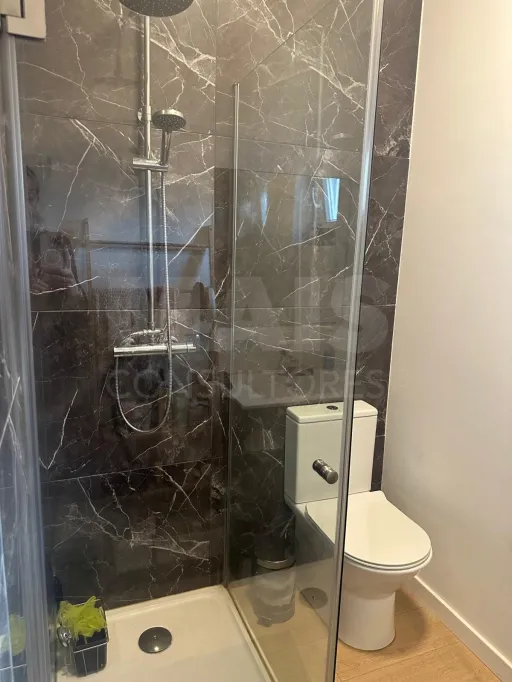 Apartamento T3 totalmente remodelado na Póvoa de Santa Iria com vista rio