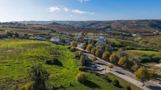 Centenary house with history in Meca, Alenquer