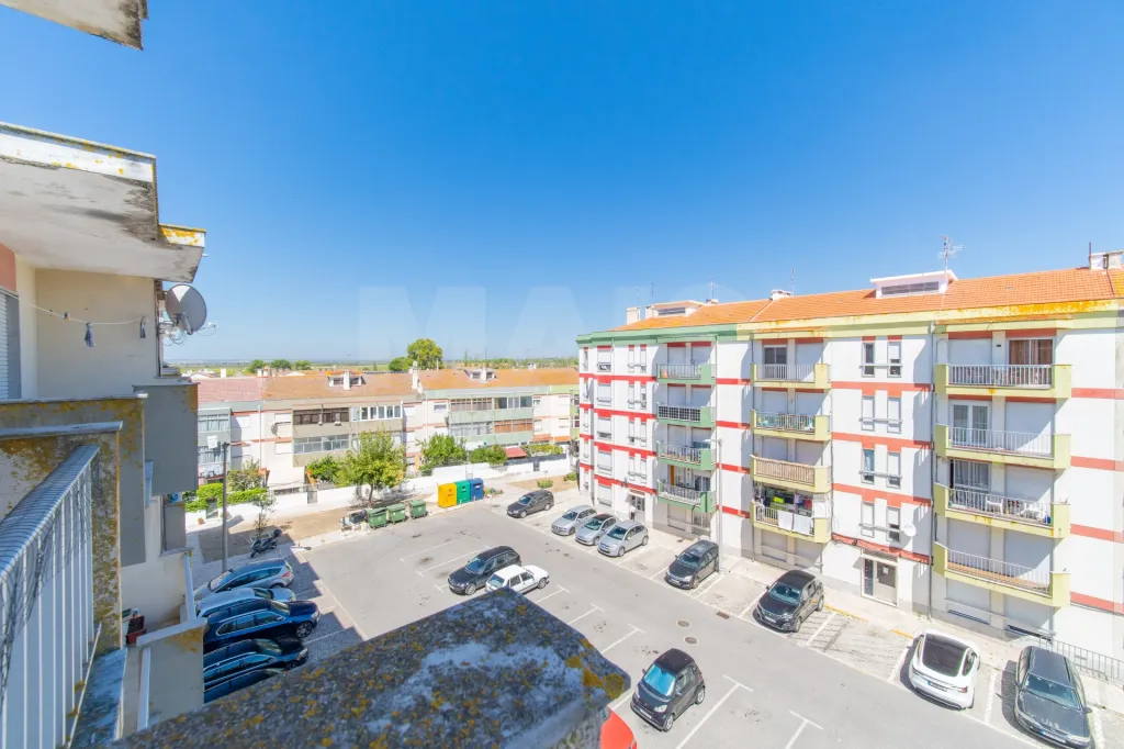 Apartamento T3 no centro de Samora Correia