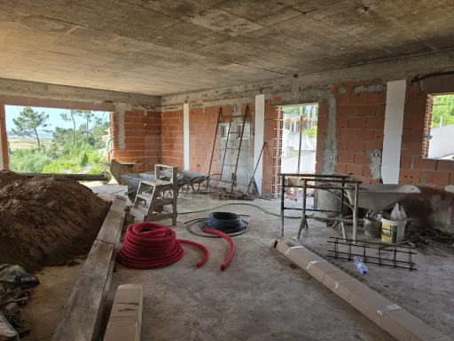 Moradia T3 com Piscina e Vista Mar e Lagoa de Óbidos