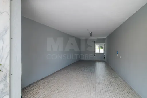 Moradia Isolada T4 Renovada — Abuxarda / Alvide, Cascais