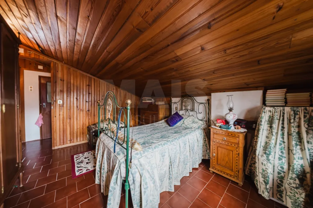 Moradia Isolada T7 no Bombarral | Espaço, Tranquilidade e Proximidade do Centro 🏡