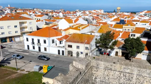 INVESTIMENTO: Prédio com projeto aprovado para 8 Apartamentos