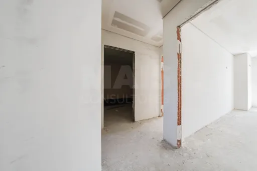 Moradia T4 com Garagem e Terraço