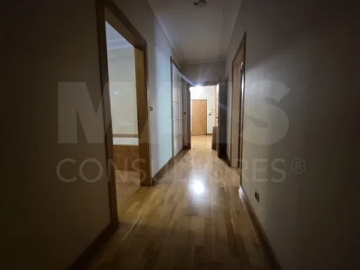 Exclusivo T2 em Condomínio Privado com Piscina