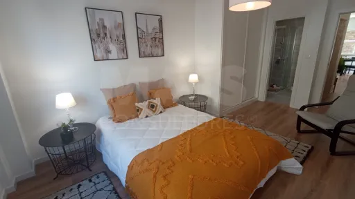 Apartamento T3 Lisboa Benfica Com Logradouro