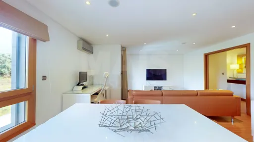 Furnished 2-bedr. apartment in Urbanization Malvarosa