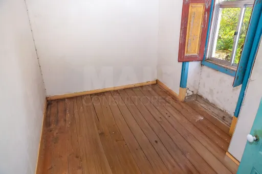 🏡 Oportunidade Única: Moradia Centenária inserida em lote 2560m2