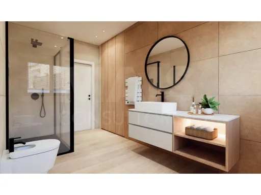 Moradia Contemporânea T4 com Suite Master, Piscina de Água Salgada, Garagem e Acabamentos Premium !