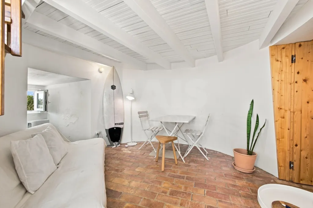 Moinho com 340m2 de terreno vista mar em São Bernardino