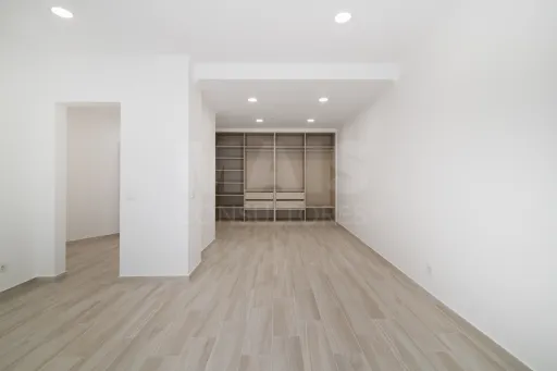 Moradia Isolada T4 Renovada — Abuxarda / Alvide, Cascais
