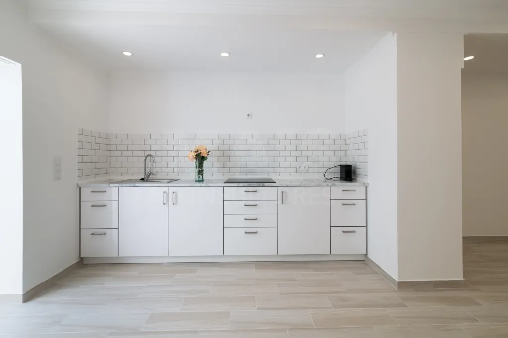 Moradia Isolada T4 Renovada — Abuxarda / Alvide, Cascais