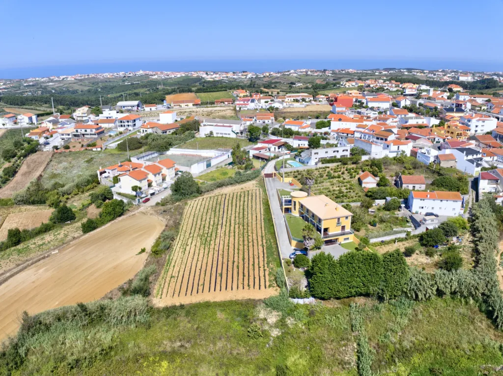 Terreno com Viabilidade de Construção