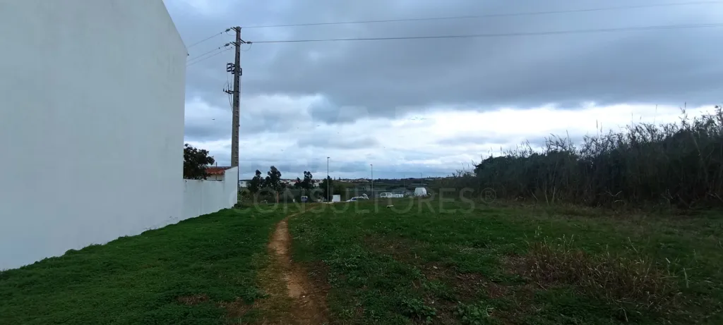 Terreno para Construção com Vista para a Barragem
