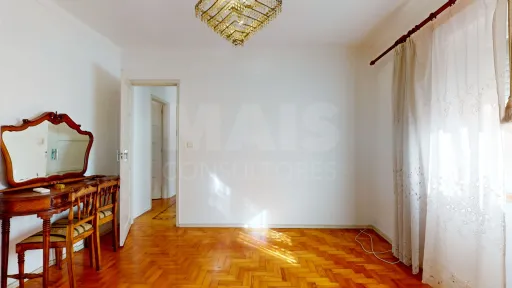 Moradia Bi-Familiar em Caneças