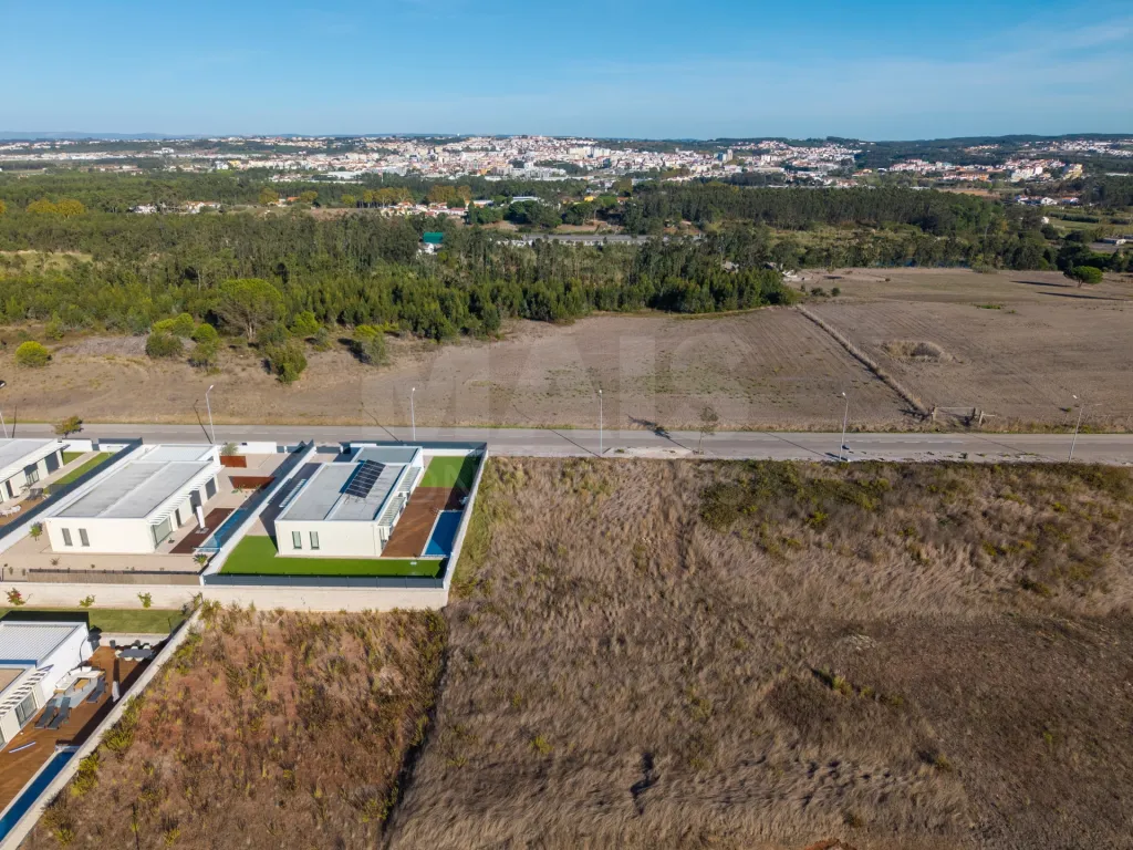 Lote para construção com projeto aprovado | Quinta do Negrelho