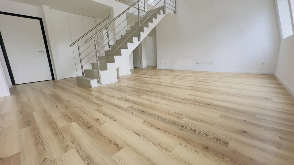 Fully Renovated 4-Bedroom Apartment | Downtown Lourinhã | Space, Elegance, and Comfort