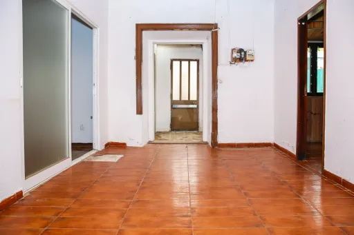 Moradia T2 para Remodelar – Pocariça, Olhalvo