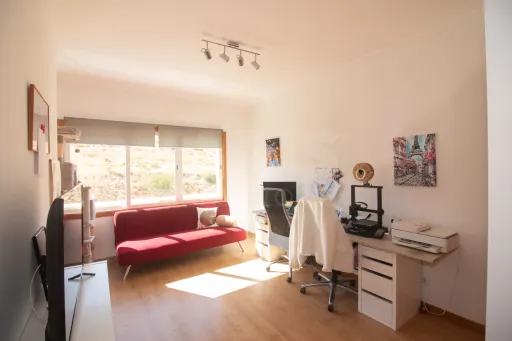 Modern 2-Bedroom Apartment with Garage | A-da-Beja, Amadora