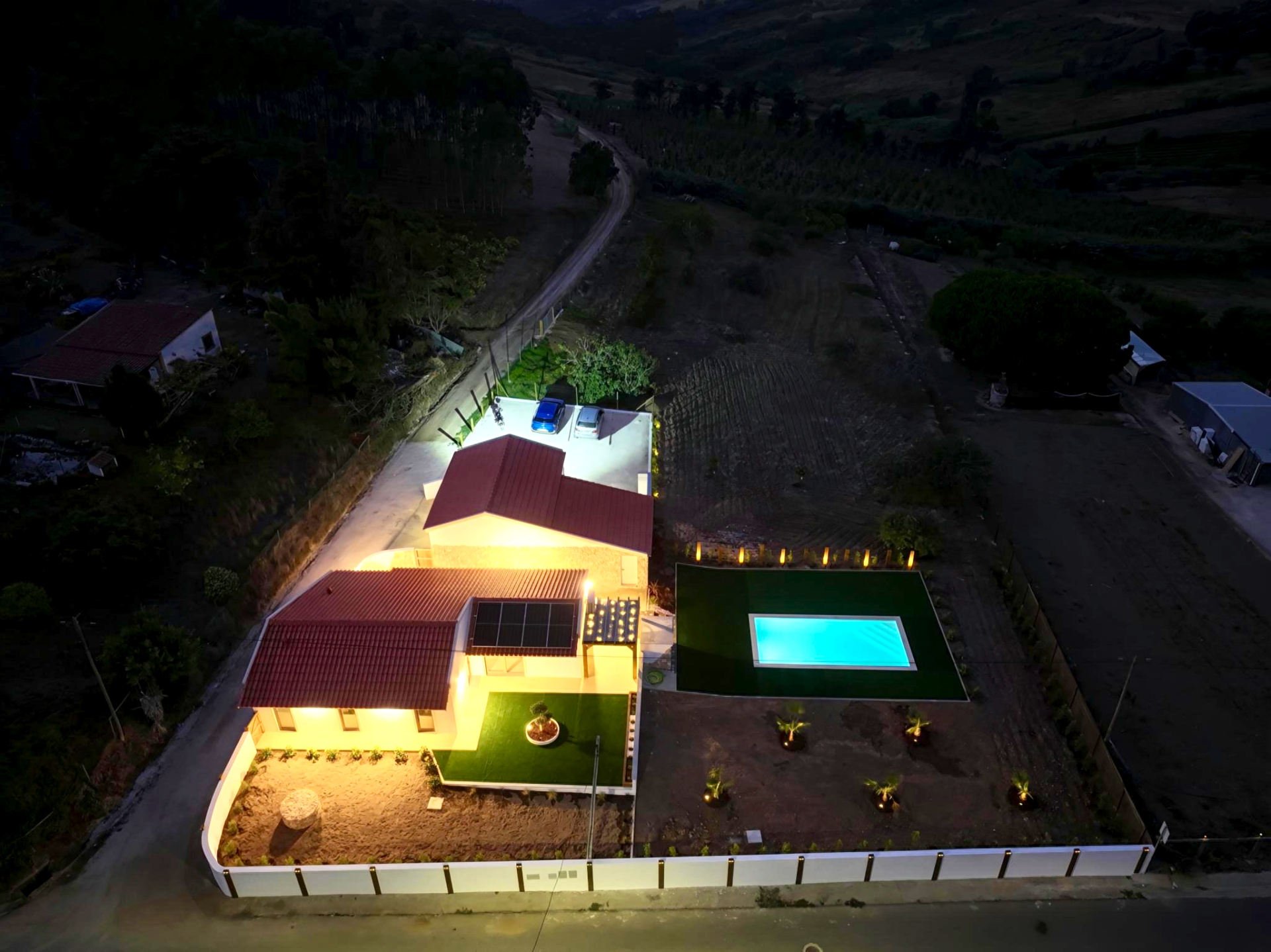 Single-Story 2-Bedroom + 1 House with Pool, Outbuilding, and 3,476 m² Lot | Comfort, Privacy, and Quality of Life