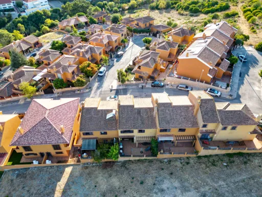 Moradia  T3 com espaço exterior