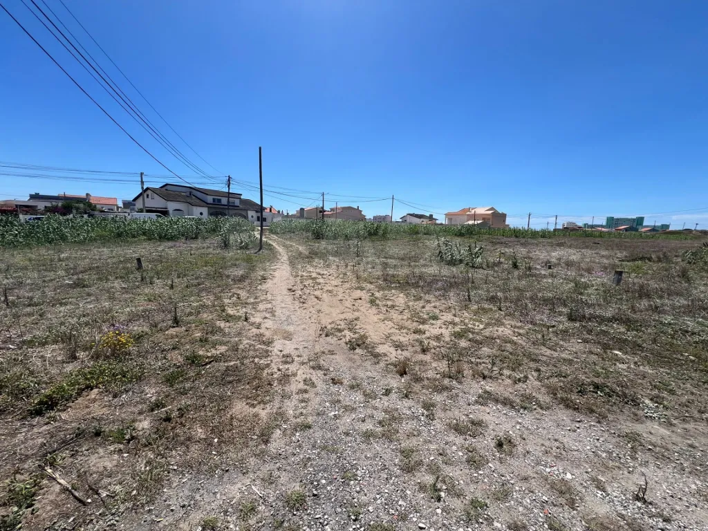 Lote para construção em Peniche