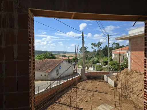 Moradia T3 com Piscina e Vista Mar e Lagoa de Óbidos