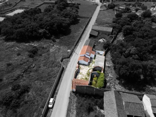 SPACE, PRIVACY, AND VERSATILITY | A HOME WITH OVER 300 m² IN TURQUEL