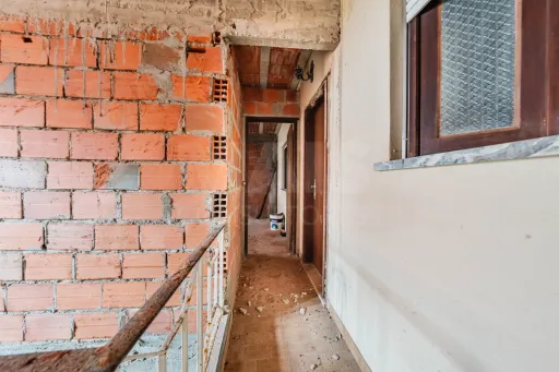 Moradia com 1.040 m² de Terreno no Seixal, Lourinhã