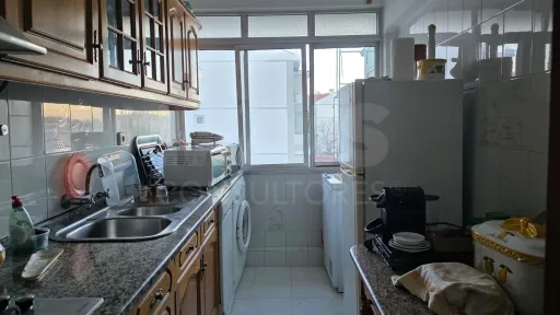 Apartamento  T3 a 3 minutos  do Aeroporto de Lisboa