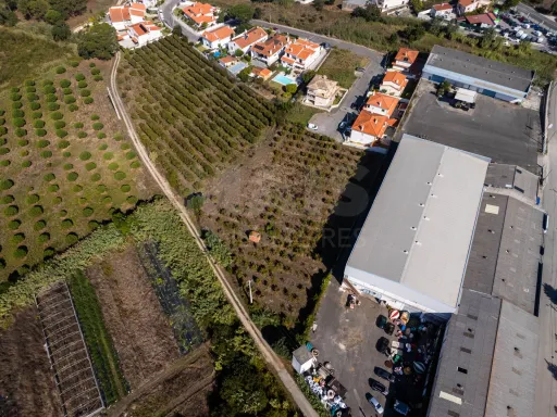Terreno c/ 4.055m2 c/ viabilidade de construção nas Gaeiras