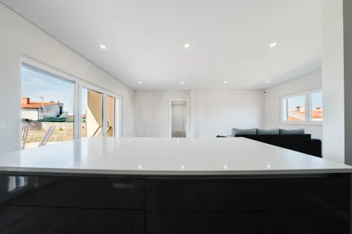 Moradia T3 Moderna, Térrea com Espaço Exterior | Olho Marinho, Óbidos