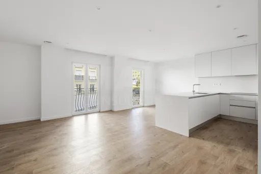 Apartamento T3 Novo com garagem -- Santa Bárbara