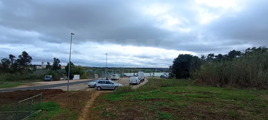Terreno para Construção com Vista para a Barragem