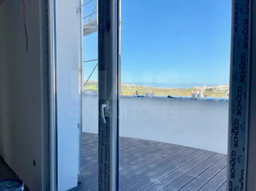 Exclusiva Penthouse Duplex T4 com Piscina Privada | Lourinhã