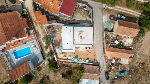 Moradia T3 térrea NOVA em Salir de Matos
