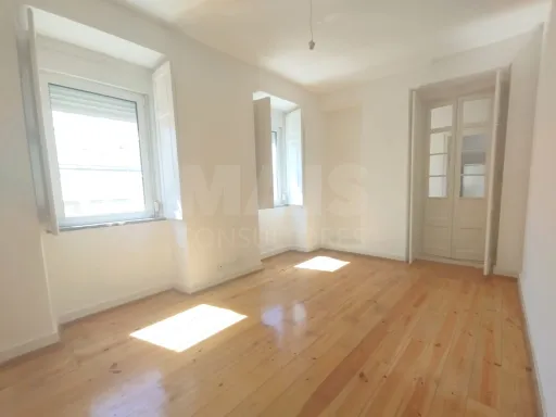 Apartamento T2 Ajuda