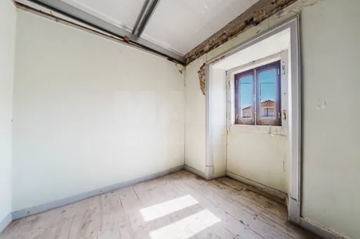 2 Moradias num terreno de 6117m2 | Carvalhal | Bombarral