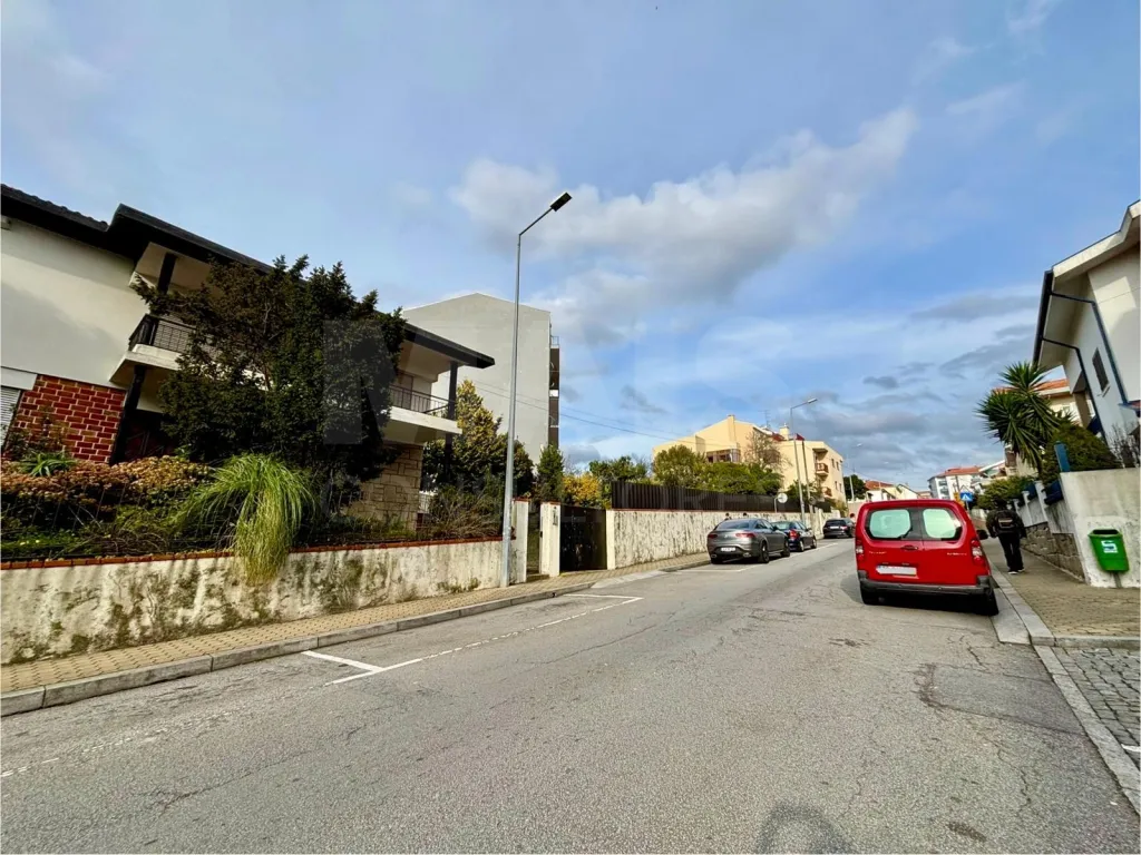 Lote urbano tipologia mista para predio